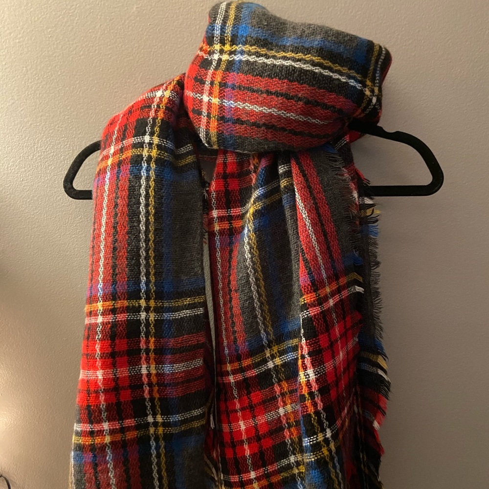 Plaid Scarf!